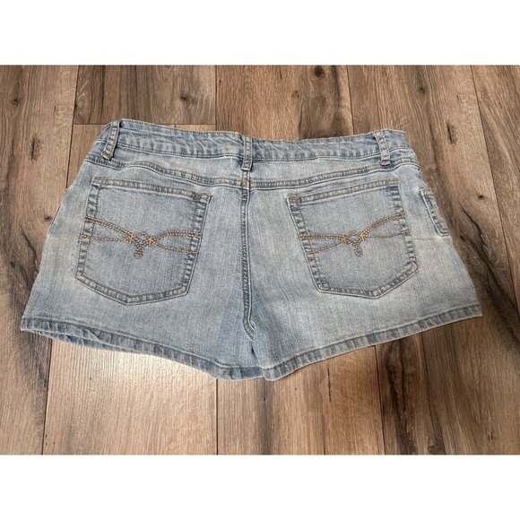 Mudd Vintage Y2K Womens Denim Shorts Size 11 Light Wash Ramie Blend Summer Casua - Picture 6 of 6